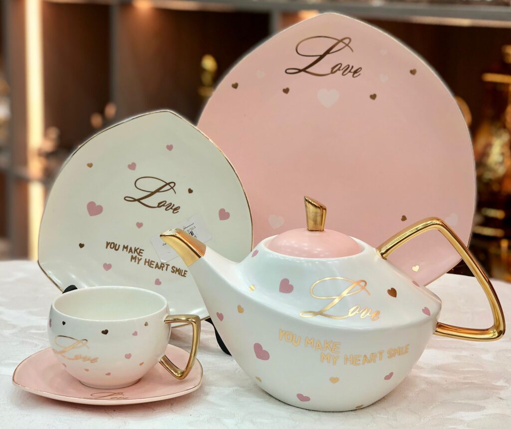 طقم شاي بورسيلن 24 قطعه