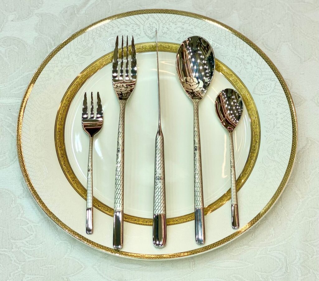 طقم معالق ارشا كوبي 86 قطعه