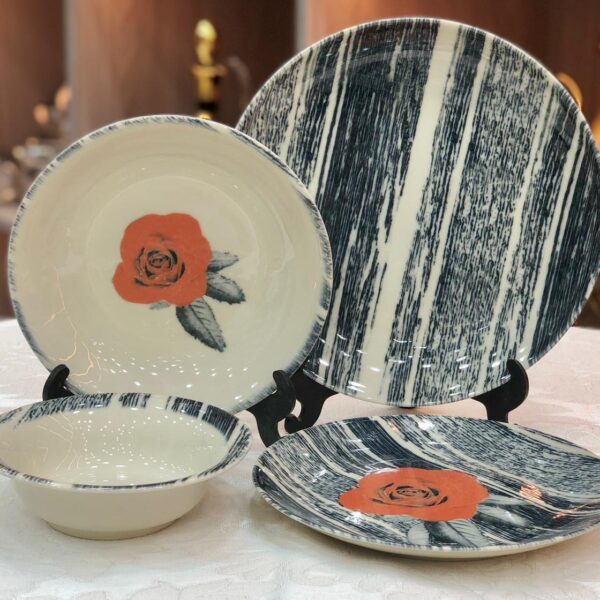 طقم عشاء كوتاهيا بورسيلين تركي 24 قطعه