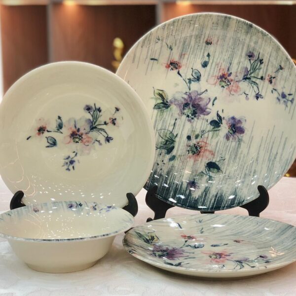 طقم عشاء كوتاهيا بورسلين تركي 24 قطعه