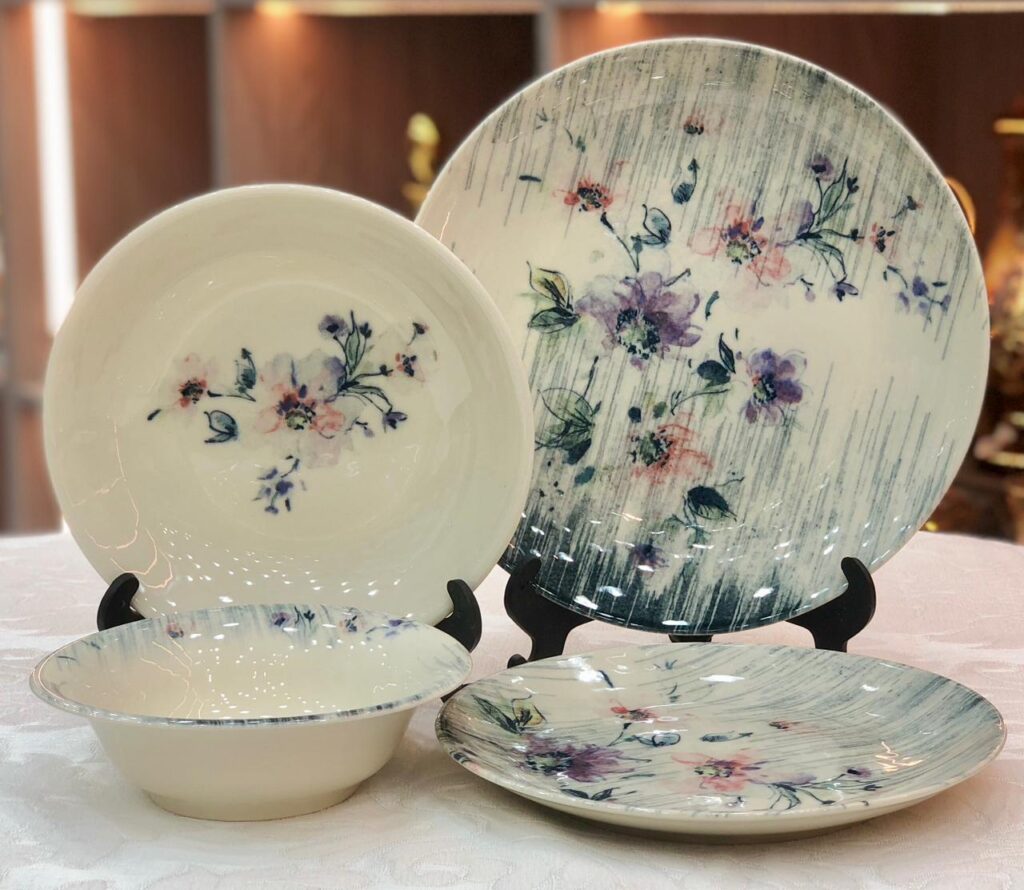 طقم عشاء كوتاهيا بورسلين تركي 24 قطعه