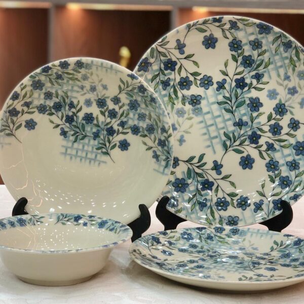 طقم عشاء كوتاهيا بورسلين تركي 24 قطعه