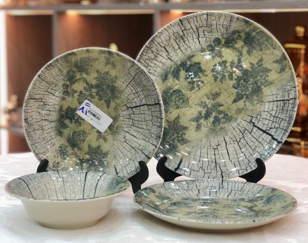 طقم عشاء كوتاهيا بورسلين تركي 24 قطعه