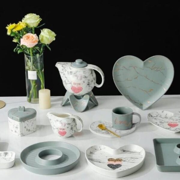 طقم شاي وجاتوه بورسيلين 27 قطعه