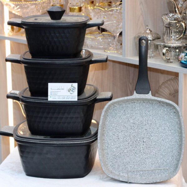 طقم حلل جرانيت دايموند مربع بغطاء بيركس ١١ قطعه