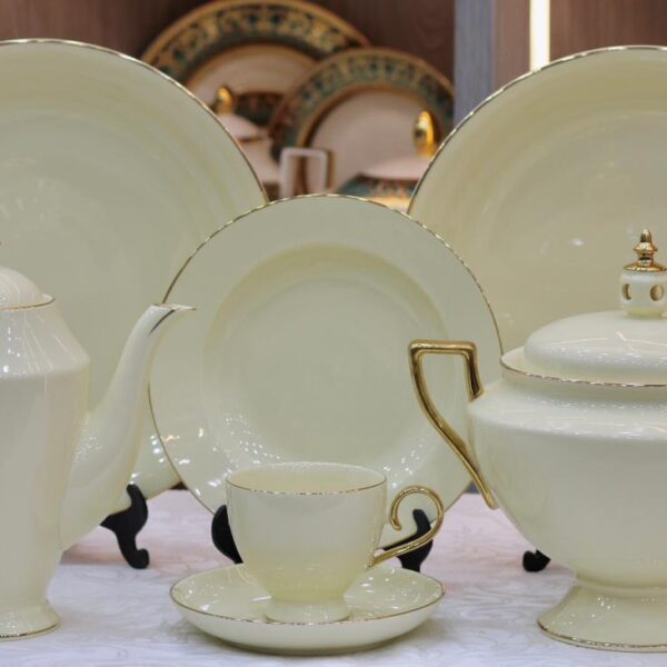 طقم سفره تايلاندى 65 قطعه