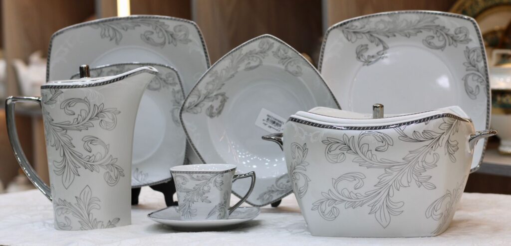 طقم سفره ماليزي 123 قطعه