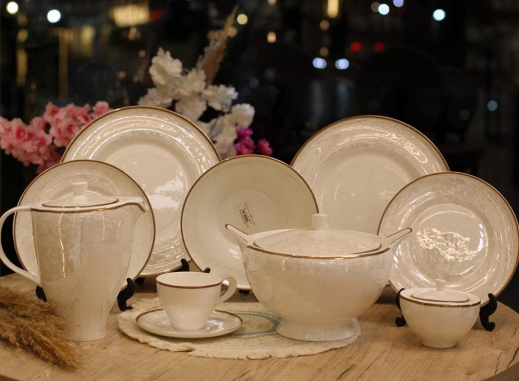 طقم سفره ماليزي 62 قطعه