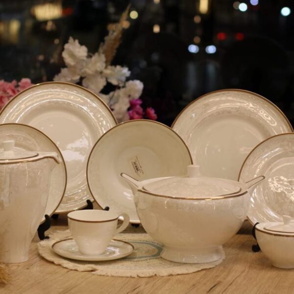 طقم سفره ماليزي 62 قطعه