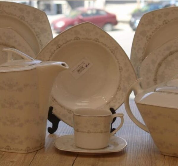 طقم سفره مصري 62 قطعه