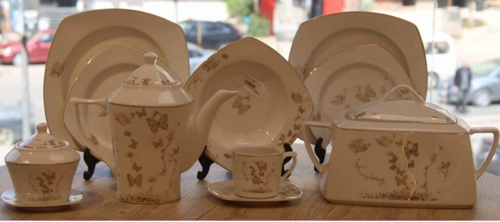 طقم سفره مصري 62 قطعه