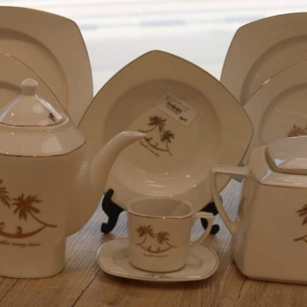 طقم سفره مصري 62 قطعه