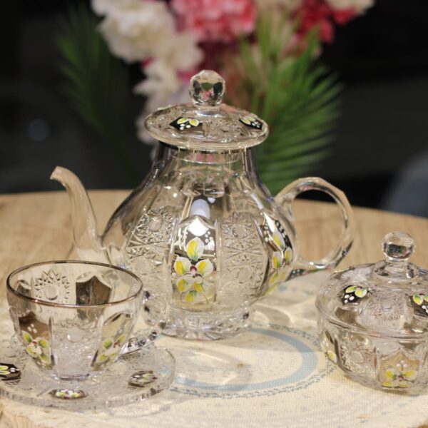 طقم شاي ورد بارز بلاتين حفر 17 قطعه