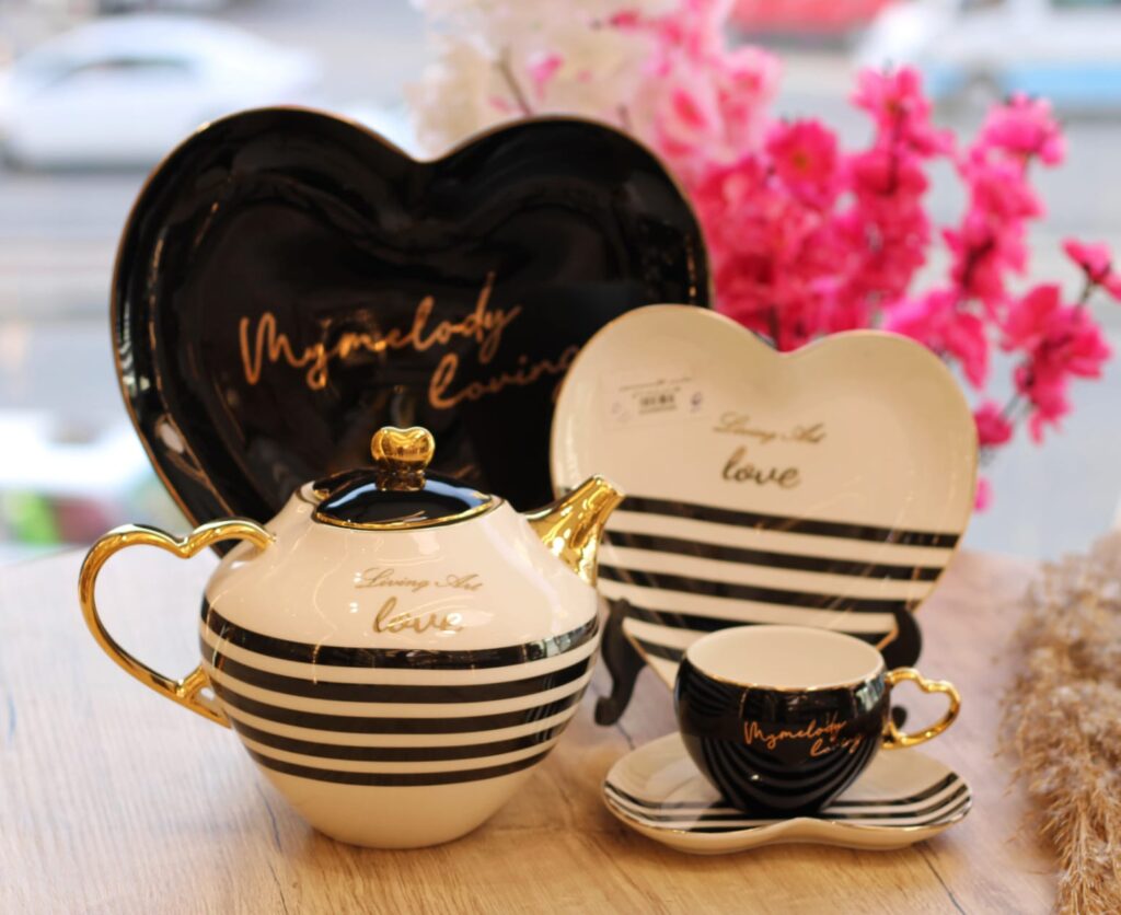 طقم شاي وجاتوه 25 قطعه