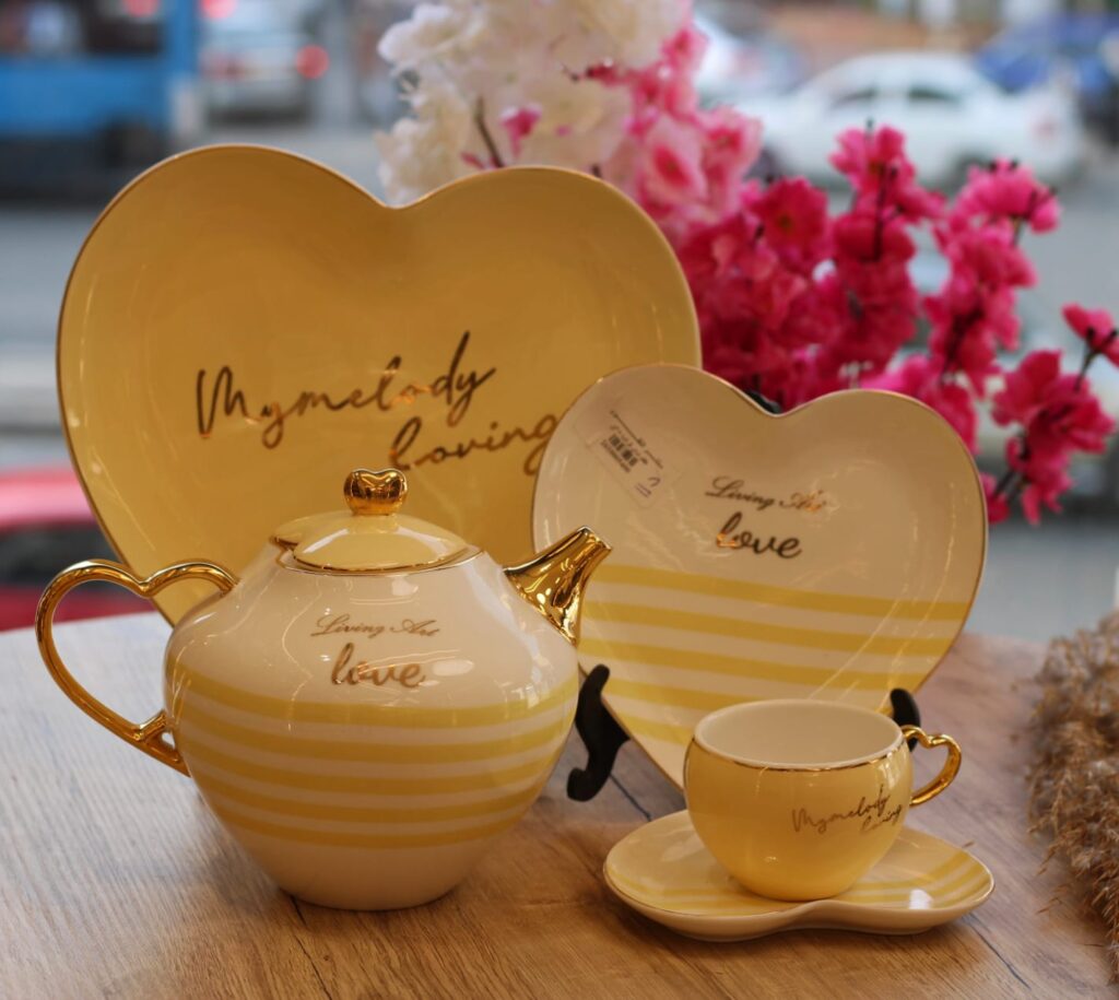 طقم شاي وجاتوه 25 قطعه