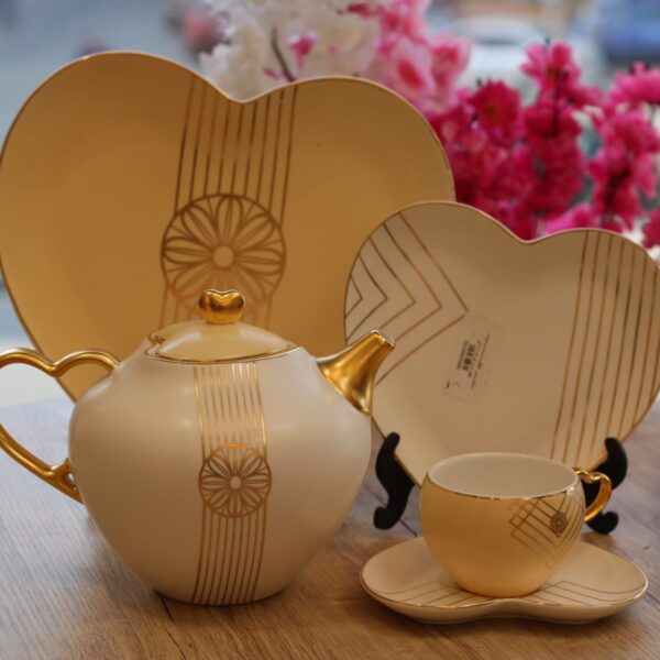 طقم شاي وجاتوه 25 قطعه