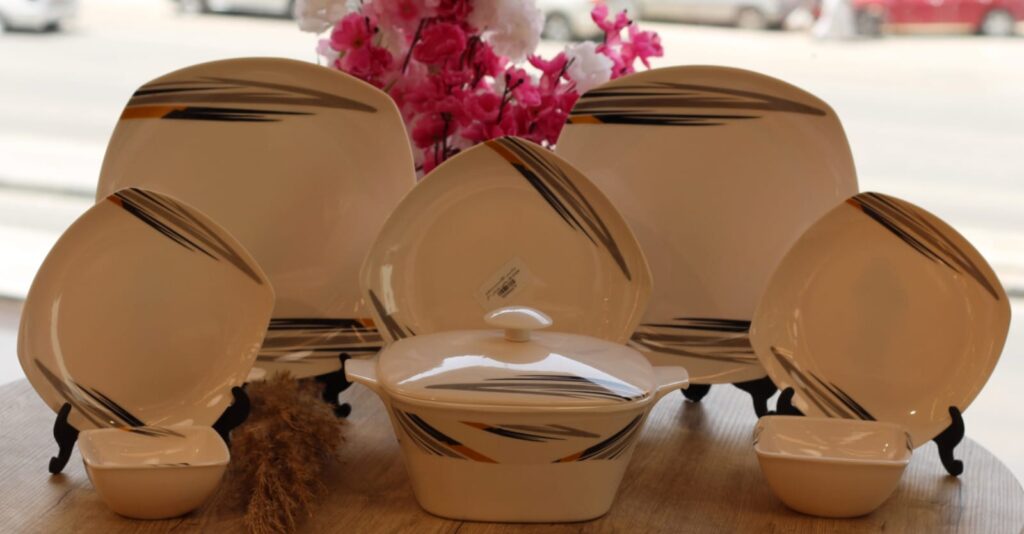 طقم ميلامين باكستاني 38 قطعه