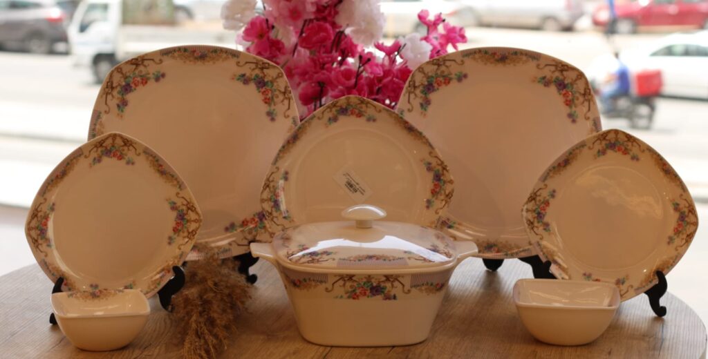 طقم ميلامين باكستاني 38 قطعه