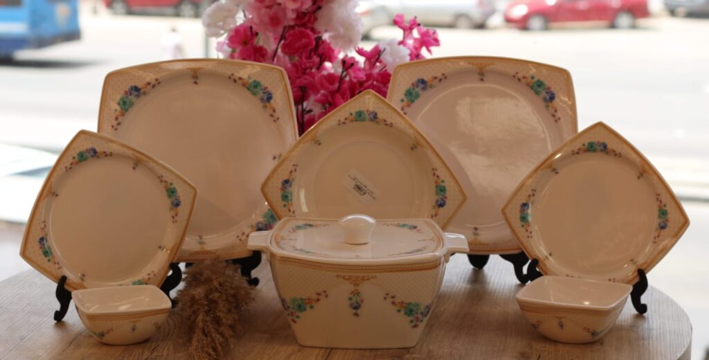 طقم ميلامين باكستاني 38 قطعه