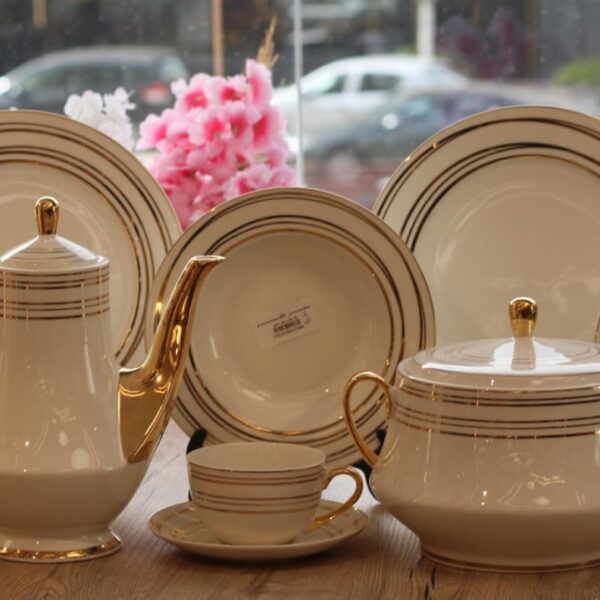 طقم سفره ماليزي 62 قطعه