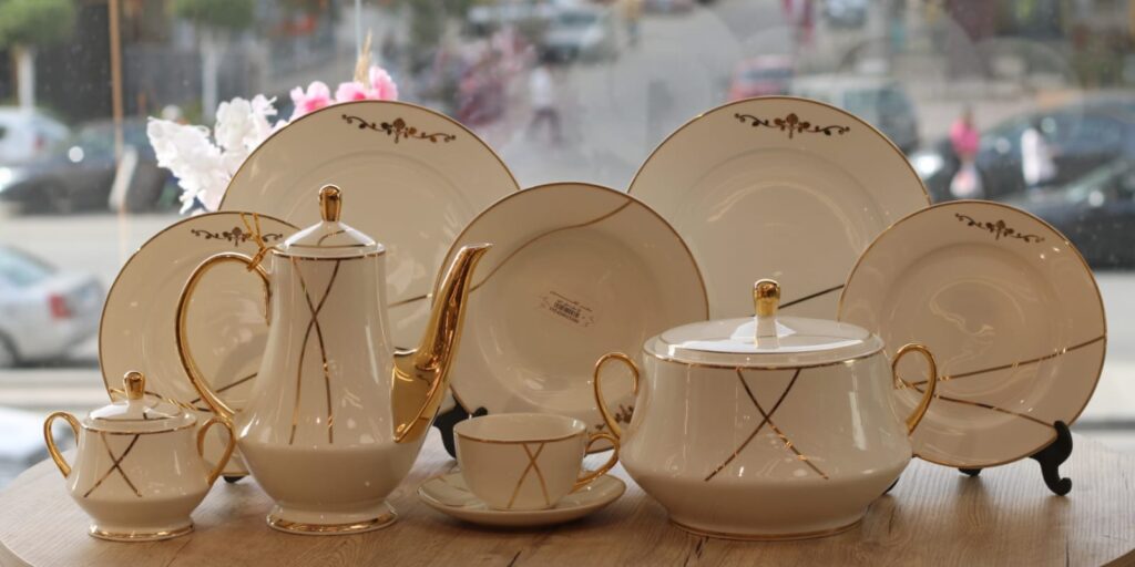 طقم سفره ماليزي 62 قطعه