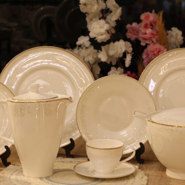 طقم سفره ماليزيا 62 قطعه