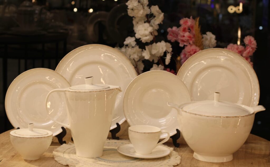 طقم سفره ماليزيا 62 قطعه