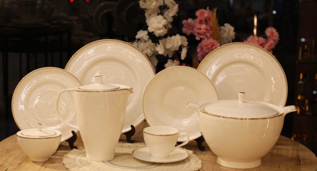 طقم سفره ماليزيا 62 قطعه