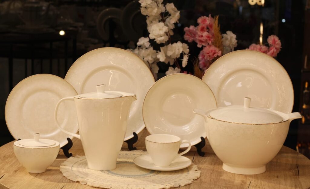 طقم سفره ماليزيا 62 قطعه