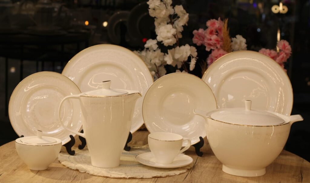 طقم سفره ماليزيا 62 قطعه