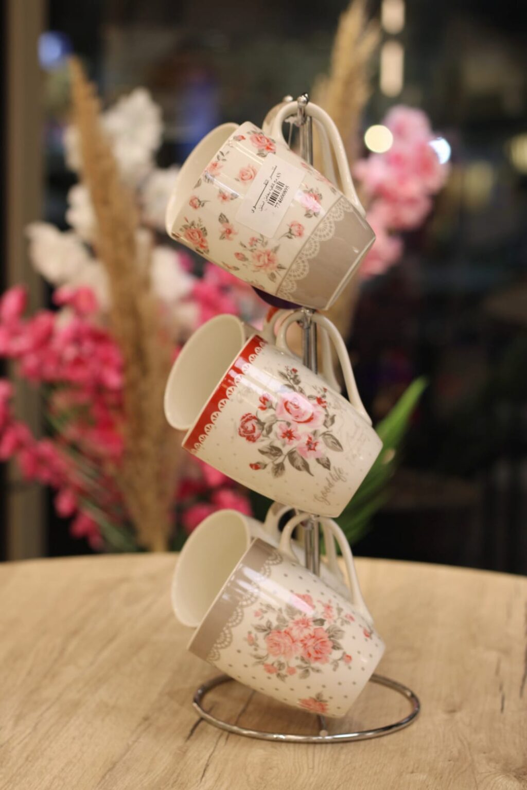 طقم مجات بورسلين 6 قطعه علي حامل معدن