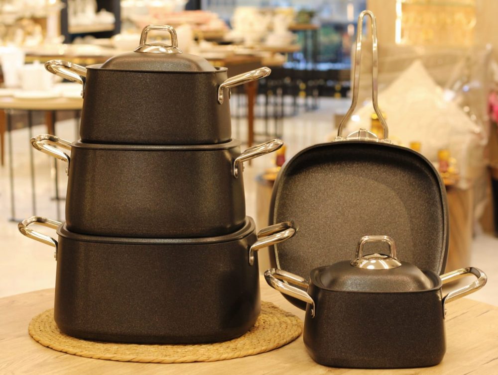 طقم تيتانيوم مربع 11 قطعه تركي - Image 3