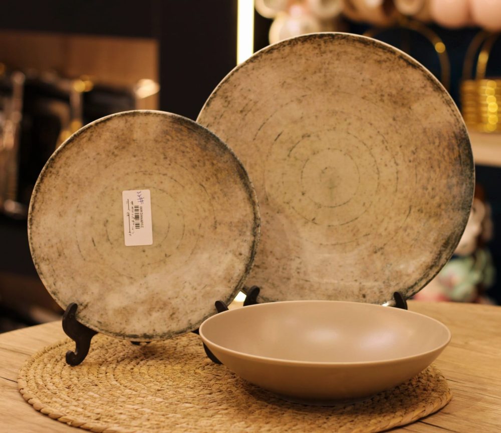 طقم عشاء بورسلين 18 قطعه - Image 4