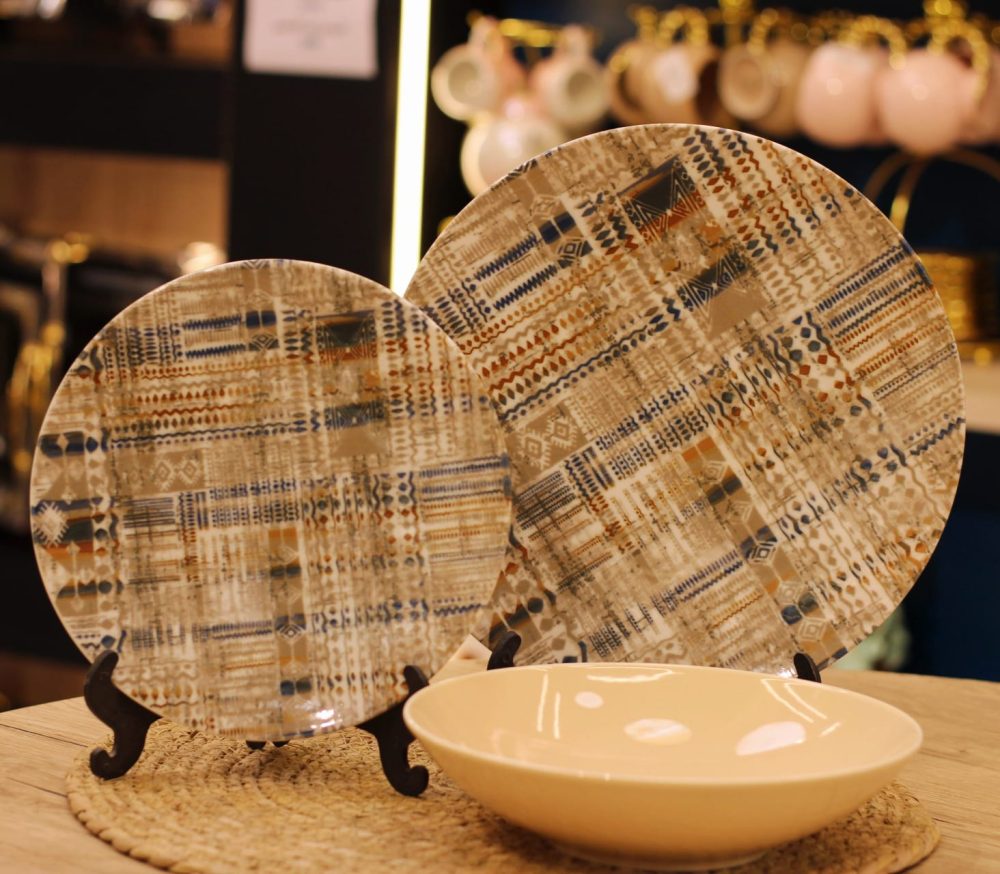 طقم عشاء بورسلين 18 قطعه - Image 9