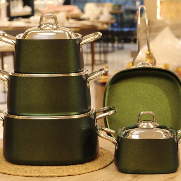 طقم تيتانيوم مربع 11 قطعه تركي