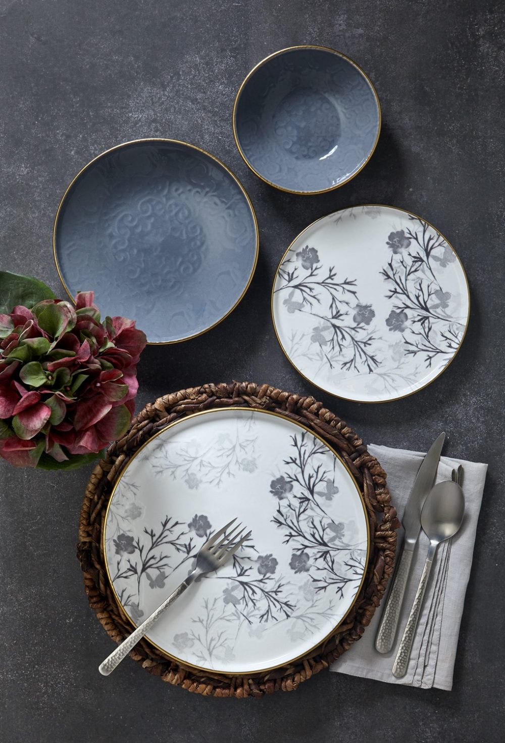 طقم عشاء بورسلين تركي 24 قطعه