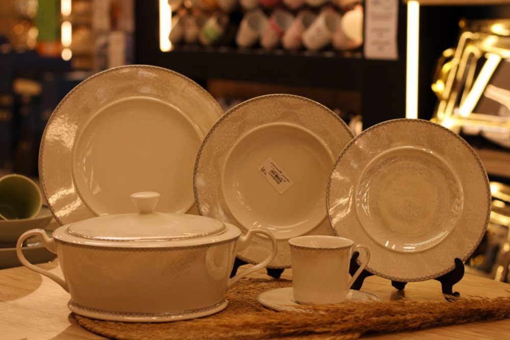 طقم سفره 62 قطعه