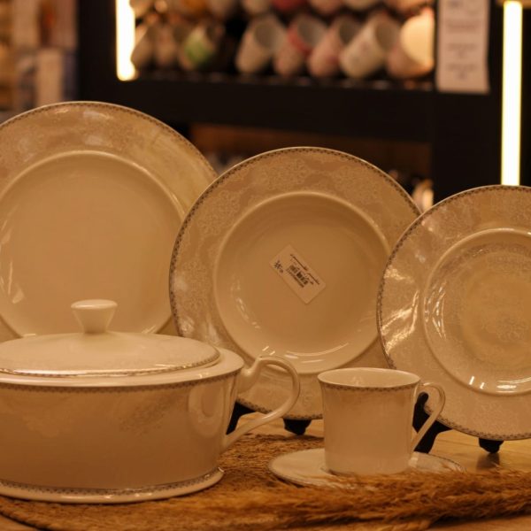 طقم سفره 62 قطعه