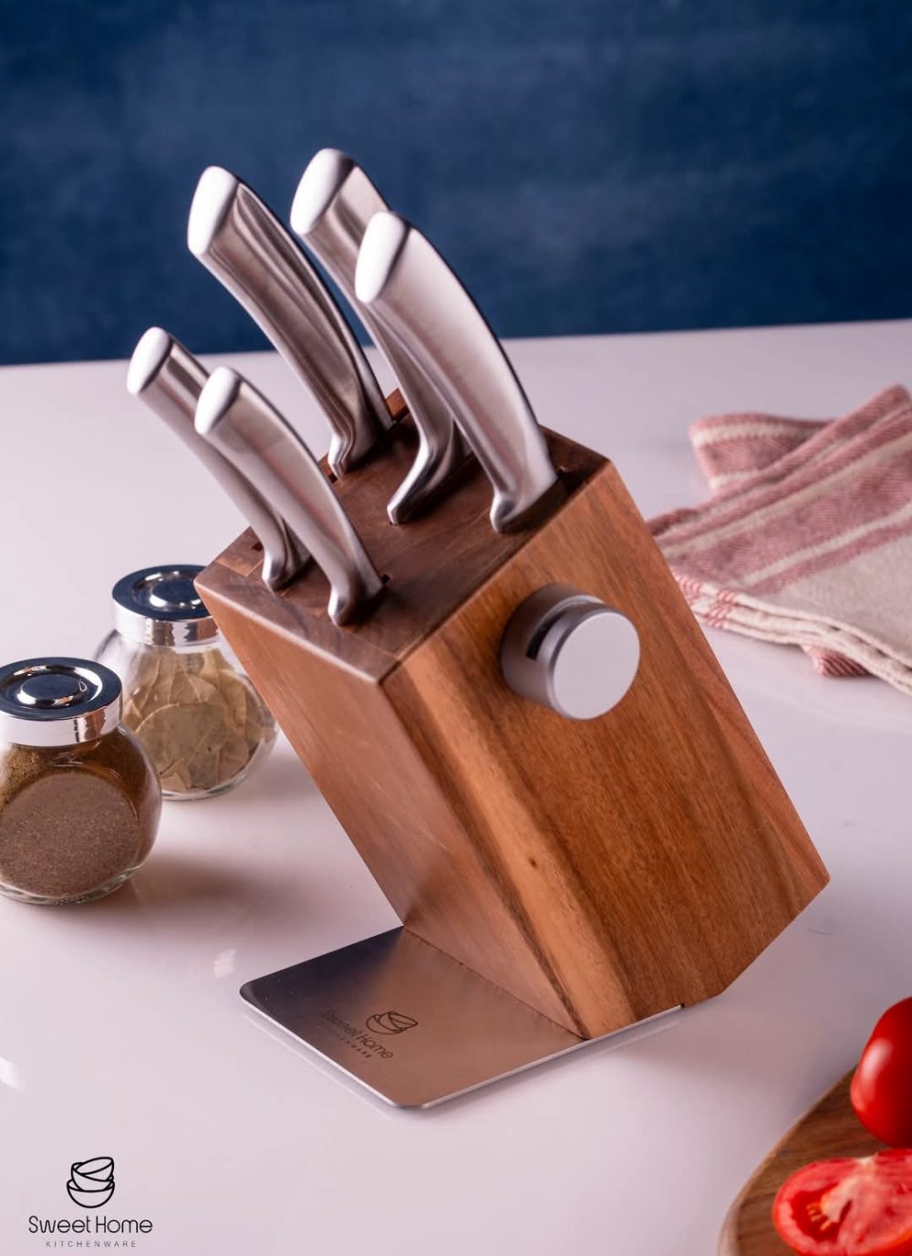 طقم سكاكين علي حامل خشب