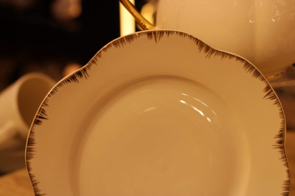 طقم سفره 60 قطعه - Image 3