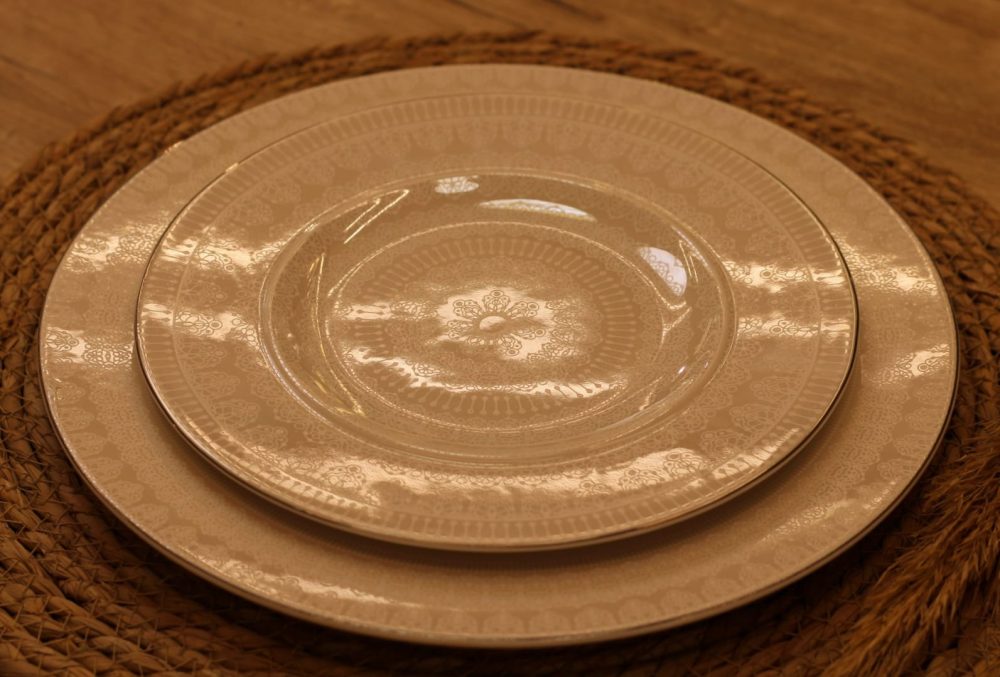 طقم سفره 62 قطعه - Image 2