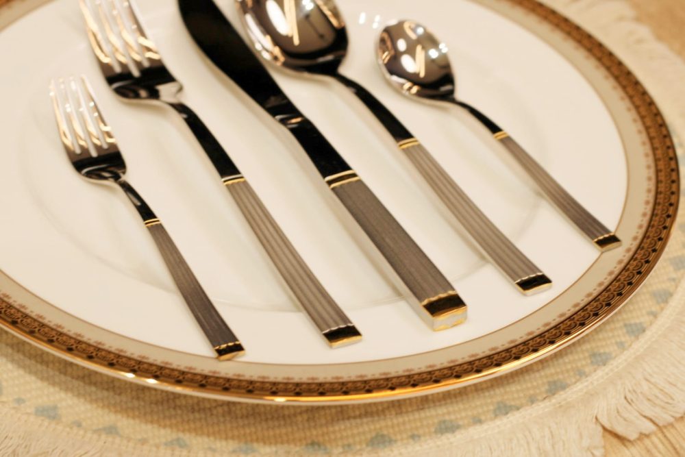 طقم معالق ارشيا الماني 86 قطعه - Image 2